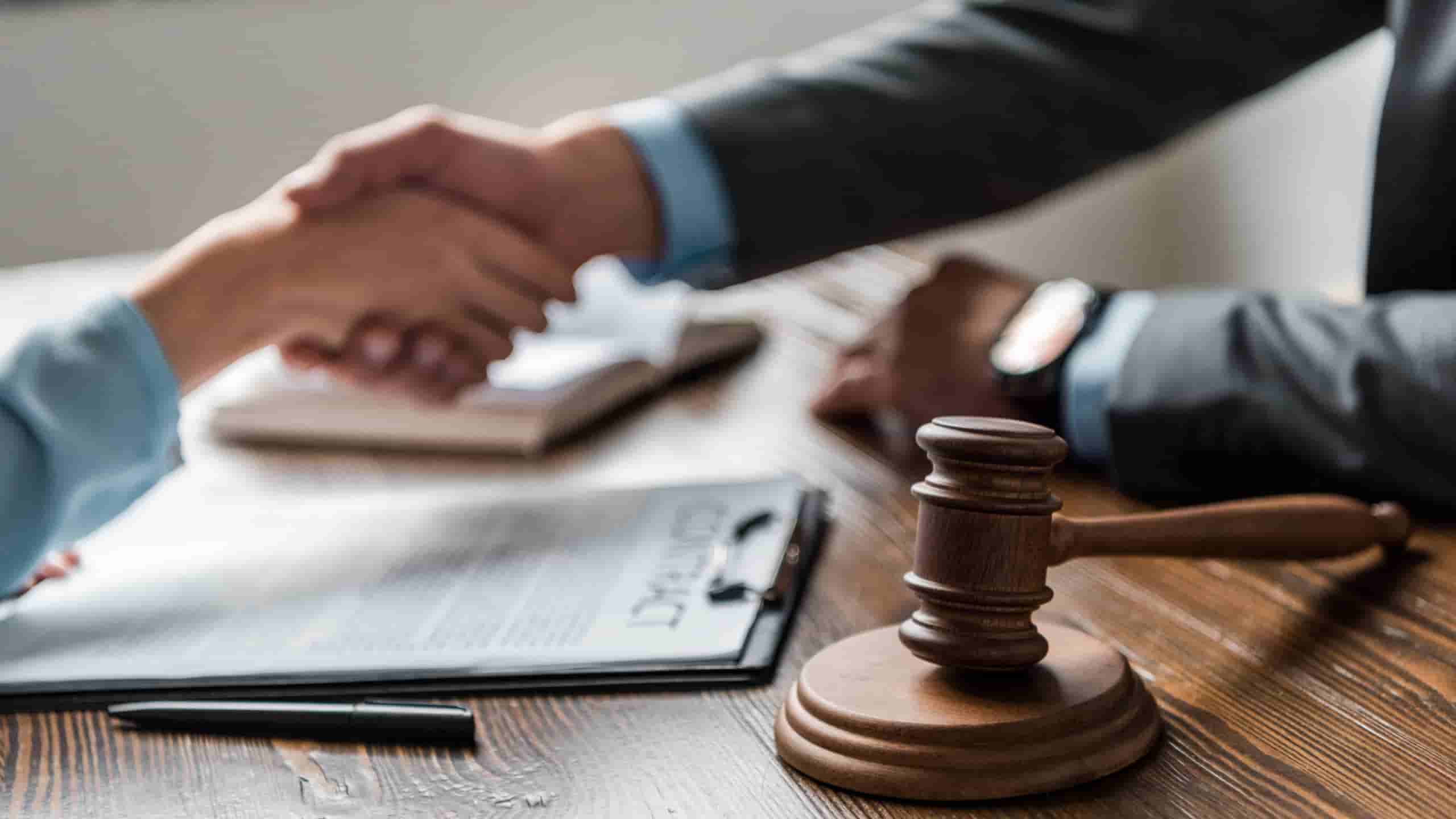 What is the average cost of hiring a personal injury attorney in Las Vegas?
