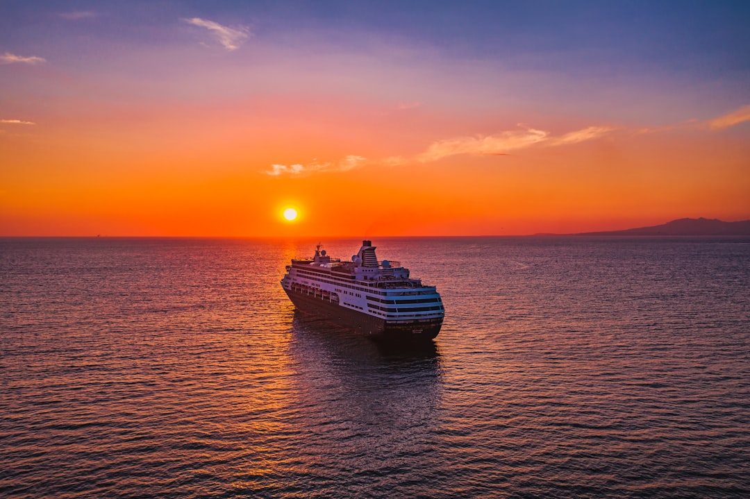 theme party cruise  